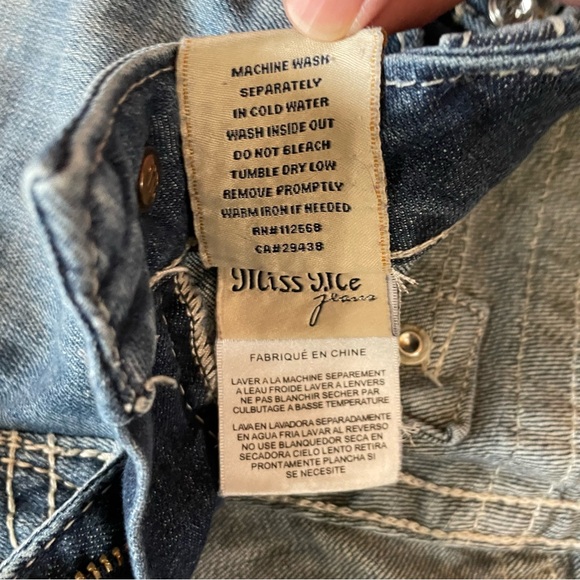 Miss Me Distressed Ripped Boot Cut Jeans Size 28 - Picture 9 of 9